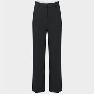 Aritzia Effortless Pant